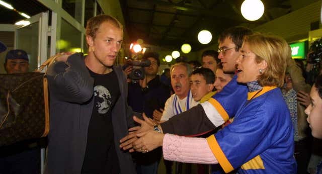 El Alavés es el club de los hijos con apellidos ilustres: Cruyff, Llorente, Zidane, Simeone, Hagi…