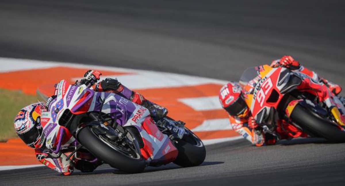 Jorge Martín y Marc Márquez en Valencia. /MotoGP