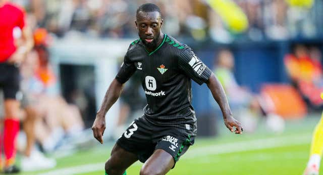 Senegal cuenta con Sabaly para la Copa África… ¡y está de baja con el Betis desde agosto!