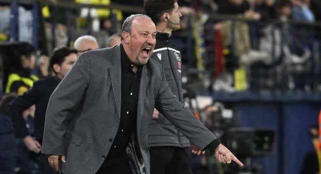 Rafa Benítez se jugará su futuro en el Celta en enero con Claudio Giráldez «preparado»