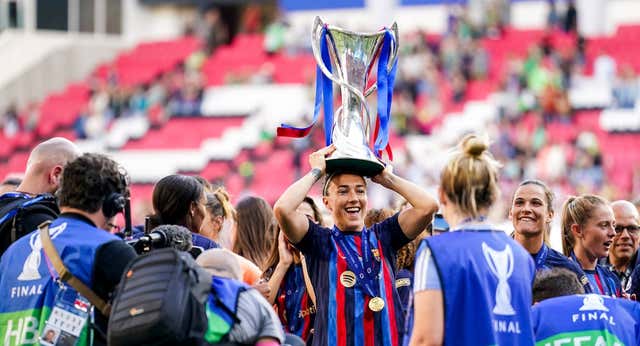 El fútbol femenino también se sube al barco de la Superliga con un formato muy similar al de su homólogo masculino