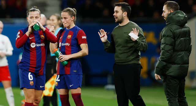 Quiénes eran los posibles sustitutos de Jonatan Giráldez en el FC Barcelona Femenino