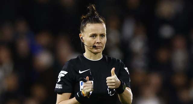 Rebecca Welch se convierte en la primera mujer en arbitrar en Premier League