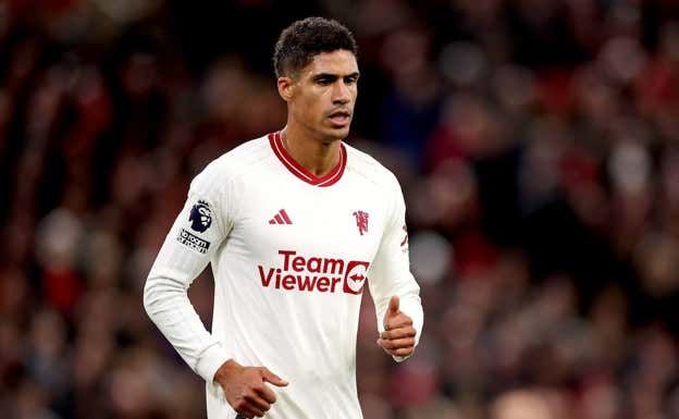 Varane, en un partido con el Manchester United esta temporada.  EFE