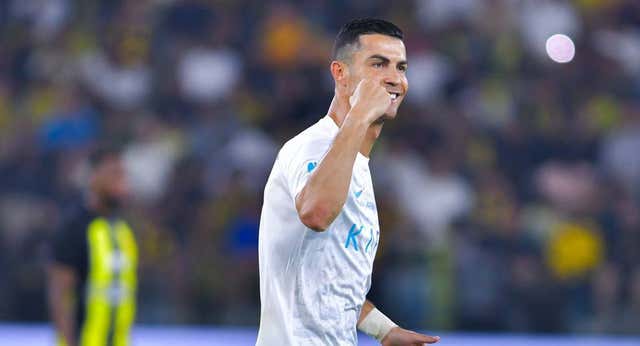 Cristiano le amarga la noche a Benzema con un doblete que le convierte en el máximo goleador de 2023