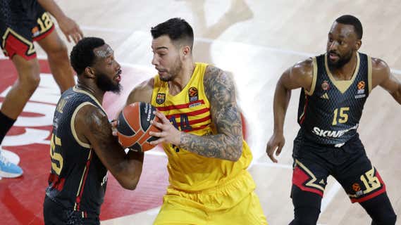 Willy Hernangómez durante el partido ante el Mónaco./AFP