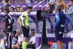 El Real Madrid ya hace vídeos críticos hasta de los árbitros del VAR