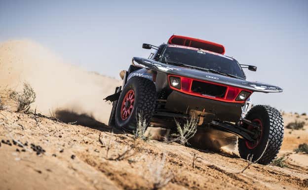Carlos Sainz y Lucas Cruz, en el Dakar 2023.  A.S.O./C.Lopez