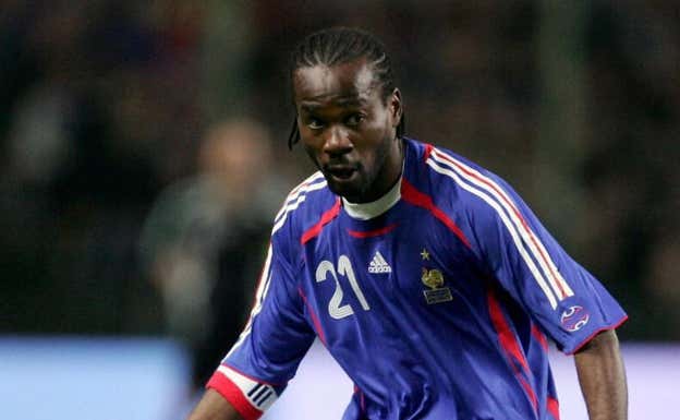 Chimbonda fue internacional con Francia. Getty Images