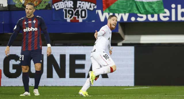 Muniain y Villalibre se suben al tren imparable del Athletic