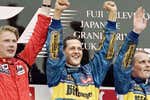 El rayo de esperanza sobre Michael Schumacher: “Me dicen que se sienta a cenar”