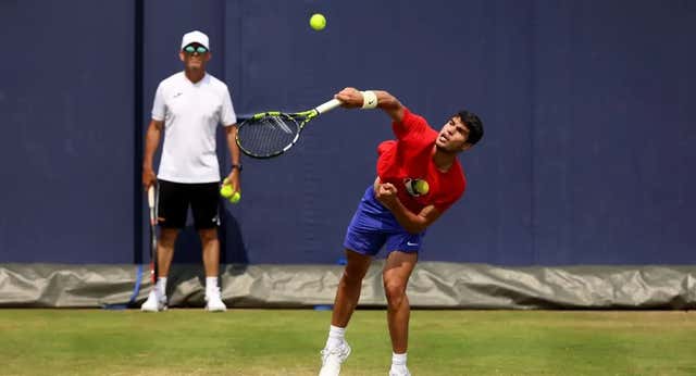 Alcaraz tiene nuevo acompañante: quién es el entrenador que sustituye a Ferrero en el Open de Australia