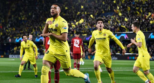 Danjuma, cedido por el Villarreal, busca forzar su salida del Everton