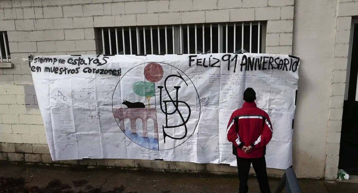 Un homenaje a la Unión Deportiva Salamanca./EL NORTE DE CASTILLA