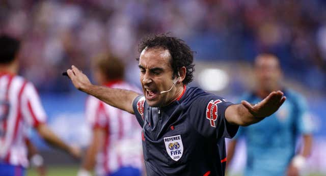 Iturralde pasa al ataque con el caso Negreira: “La mierda de prensa sensacionalista está haciendo del fútbol una pantomima”