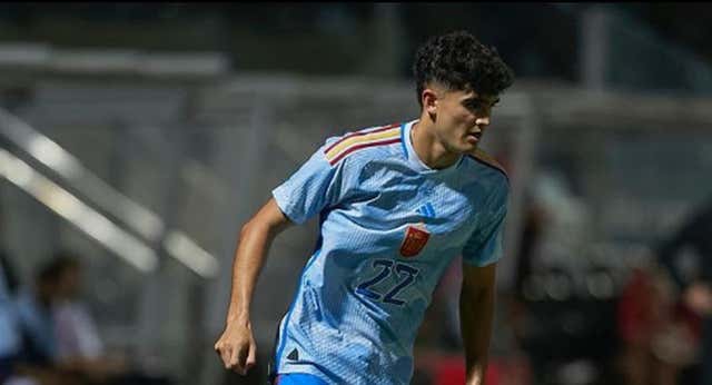 El internacional Hugo Novoa se acerca al Villarreal
