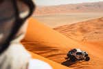 Una noche en mitad de la nada, mantas térmicas y “modo supervivencia” para su primer Dakar