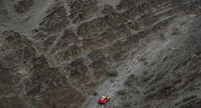 Así es la trampa final que espera a Carlos Sainz en el Rally Dakar: «Si esto decide quién gana, no es lo ideal»