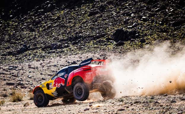 Sébastien Loeb y Fabian Lurquin, en el Rally Dakar 2024.  Bahrain Raid Xtreme