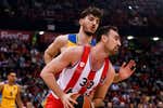 El brutal doble-doble con el que Nikola Milutinov pasa a la historia de la Euroliga