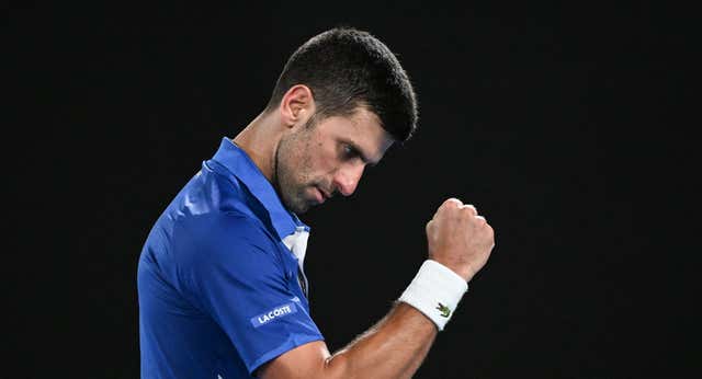 Novak Djokovic se pone a 100 en Australia