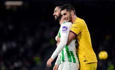 Ferran y Joao doblegan a Isco y dan una vida extra a Xavi
