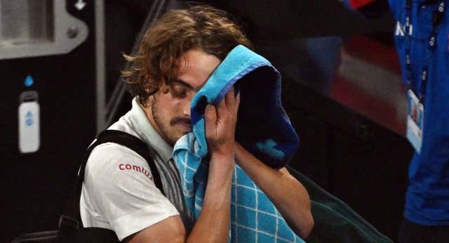 Tsitsipas se asoma al acantilado: “Esto tiene que alimentar mi ego”