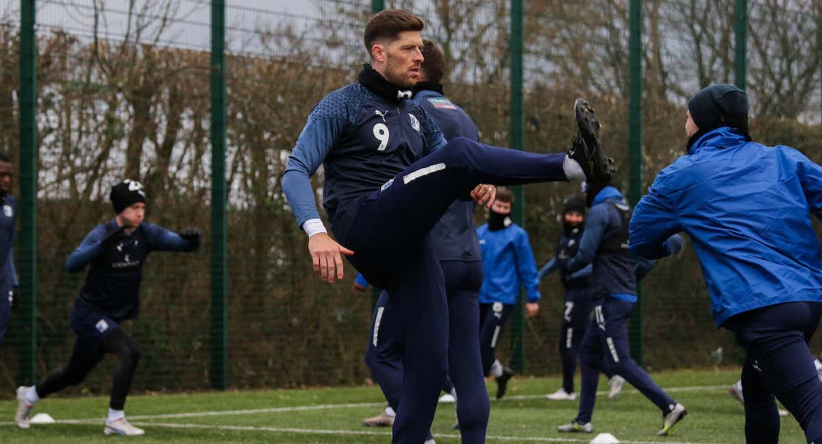 Jamie Proctor, delantero del Barrow, durante un entrenamiento./@BarrowAFC