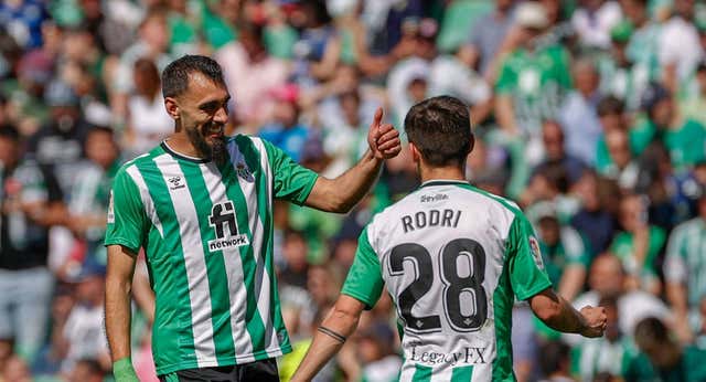 Borja Iglesias se marcha al Leverkusen: «Os quiero y os respeto para siempre»