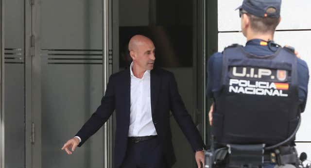 Rubiales, Vilda, Luque y Rivera, a juicio por el beso y las presiones a Jenni Hermoso: «No fue consentido»