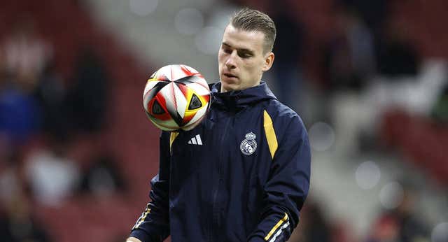 Ancelotti apuesta por Lunin y esconde un plan continuista con él