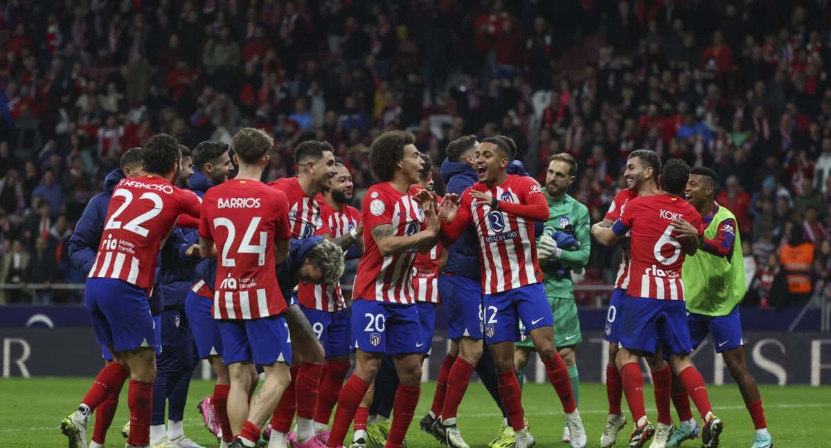 El Atletico de Madrid celebra su clasificación a seminfinales de la Copa del Rey 2024 después de vencer al Sevilla. /EFE