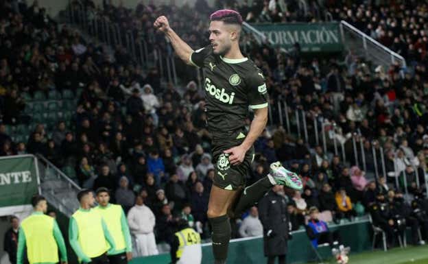 Yan Couto, uno de los jugadores más destacados del Girona, durante un partido. EFE