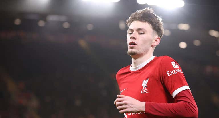Conor Bradley, mejor futbolista del Liverpool en la victoria contra el Chelsea.