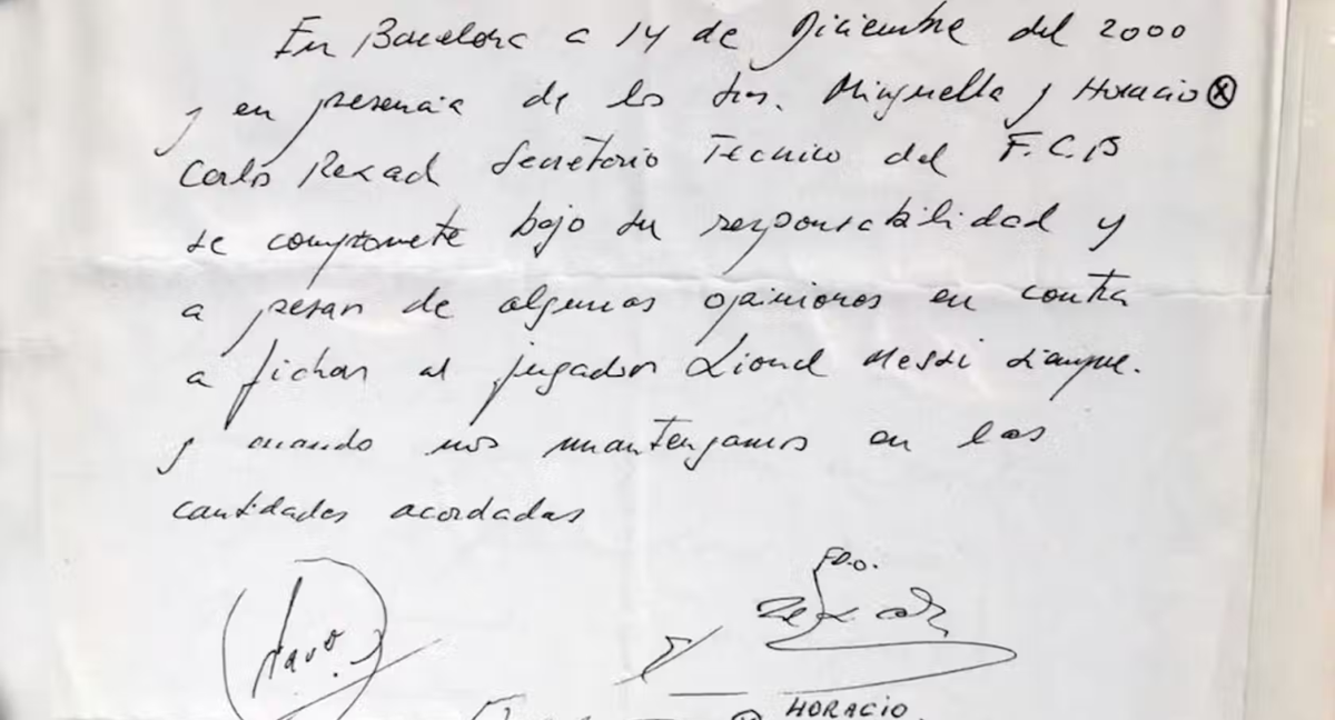 La servilleta con la que Messi se vinculó al Barça siendo niño./