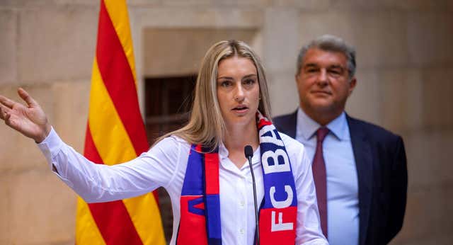Alexia putellas renovación