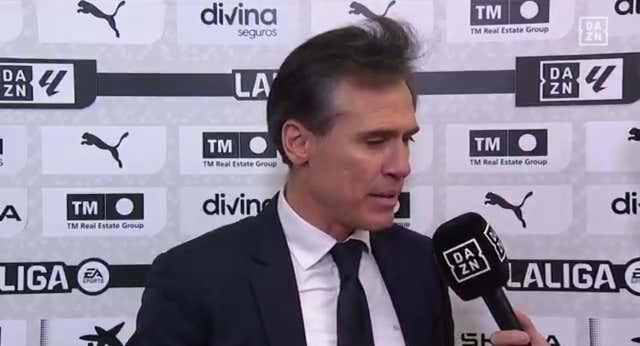 Sigue la guerra Sevilla-Valencia por Rafa Mir: ‘Están nerviosos, nosotros sí hemos sido profesionales’