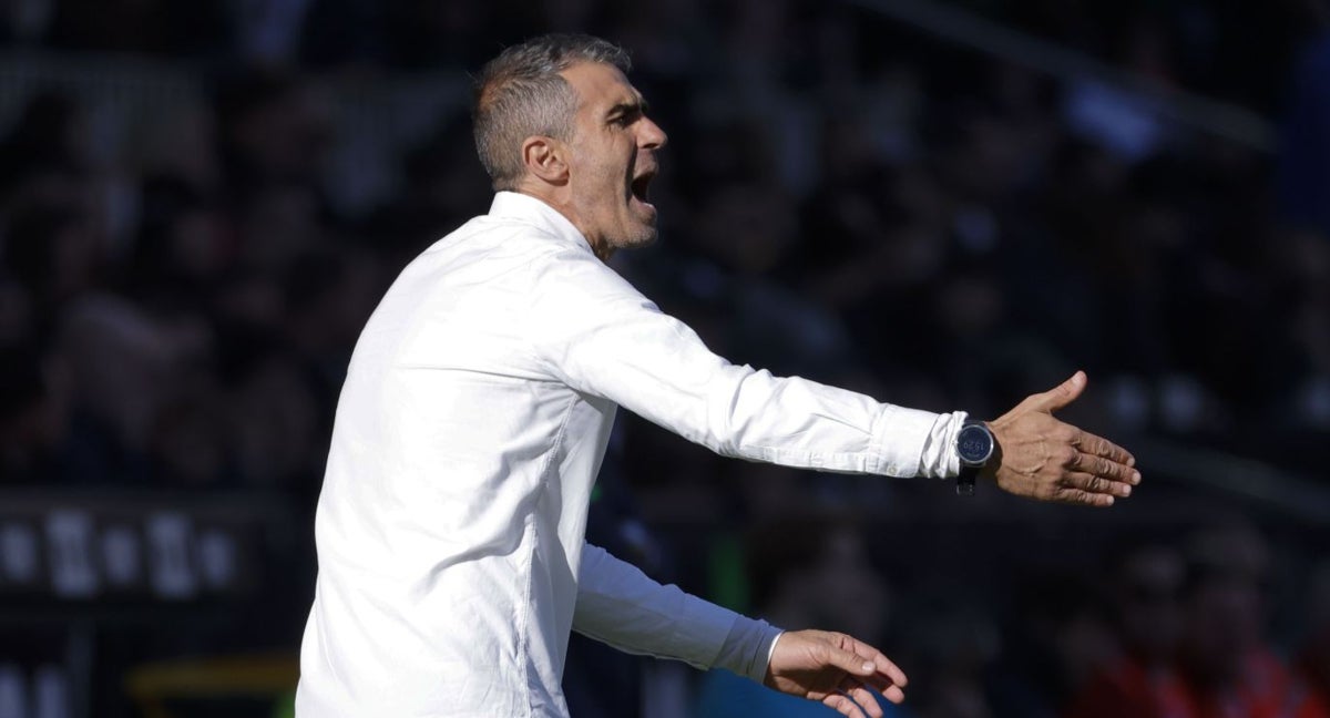 Garitano, en un partido con el Almería.