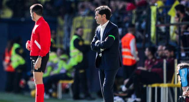 El dardo de Marcelino a Sørloth: ‘Si hubiera jugado al nivel del Barça hubiera estado más tiempo en el campo’
