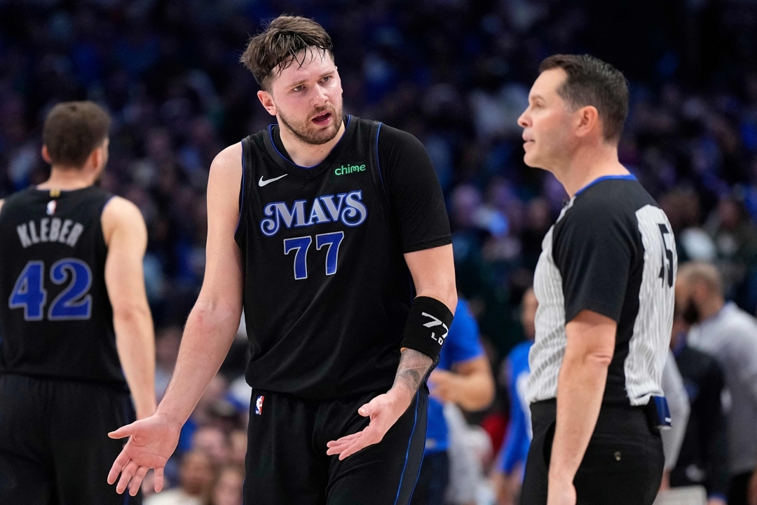 Doncic durante la última derrota contra los Bucks.  AFP