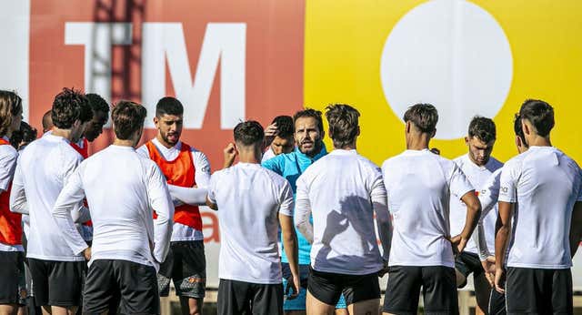 El fichaje ‘terapéutico’ de Baraja que ya tiene resultados en el vestuario del Valencia