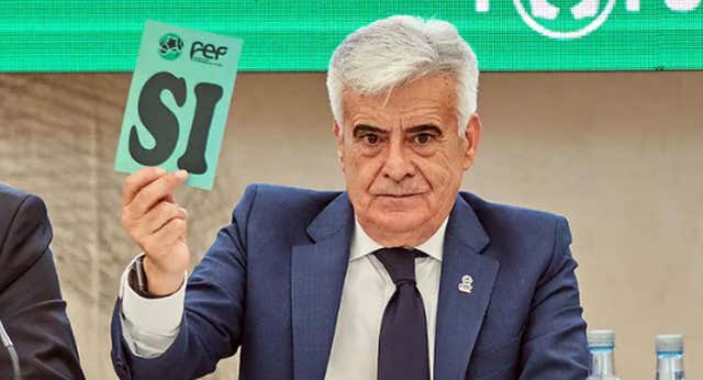 UEFA elimina la limitación de edad que ‘pesa’ sobre Pedro Rocha