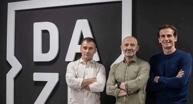 El culebrón por el futuro de Antonio Lobato en la F1 termina con una fiesta en un camión de DAZN