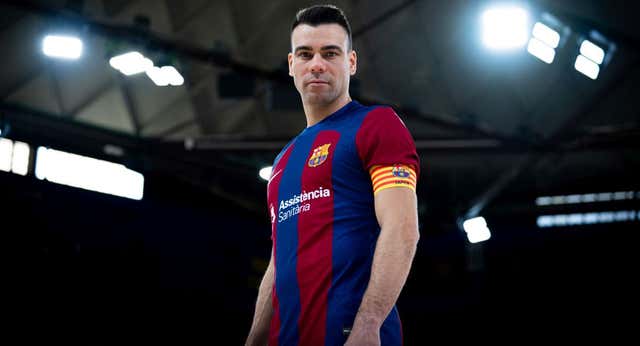 Sergio Lozano: «El doctor me dijo que, si fuera yo, no volvería a jugar»