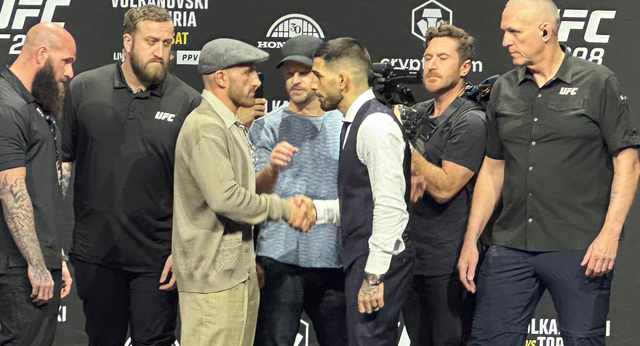 Volkanovski se viste de anciano y el ‘villano’ Topuria le reta: «Está nervioso»