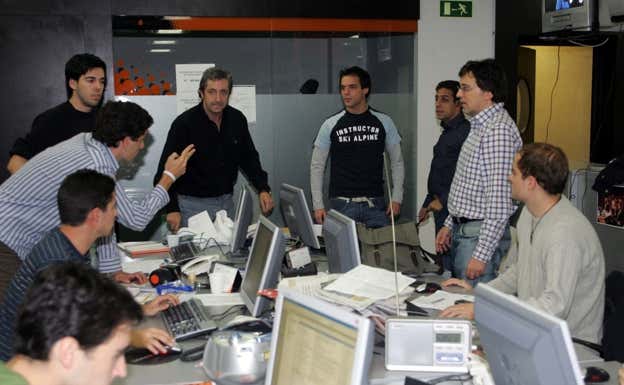Pedrerol, con el equipo de El Mirador de Punto Radio.