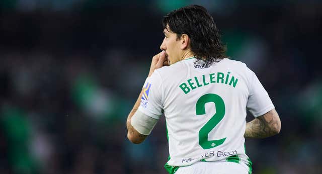 Héctor Bellerín reivindica un fútbol distinto: «Estamos perdiendo la esencia»