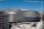 Las obras en el Santiago Bernabéu se alargan 18 meses ante la desesperación vecinal: «Están matando los negocios de la zona»