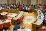 A Unzué le bastaron una pregunta y cuatro palabras para sembrar de silencio el Congreso