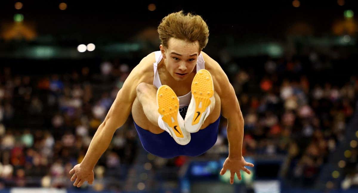 Sam Danson en pleno vuelo./Reuters